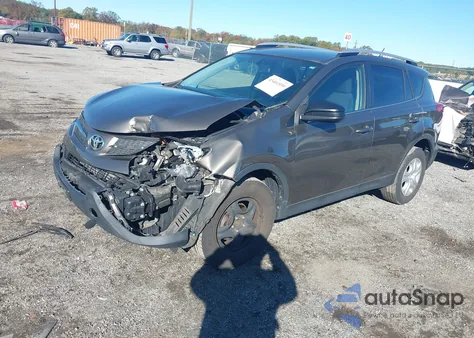 2015 Toyota Rav4 Le z USA, uszkodzony, nr VIN JTMBFREV1FD158154